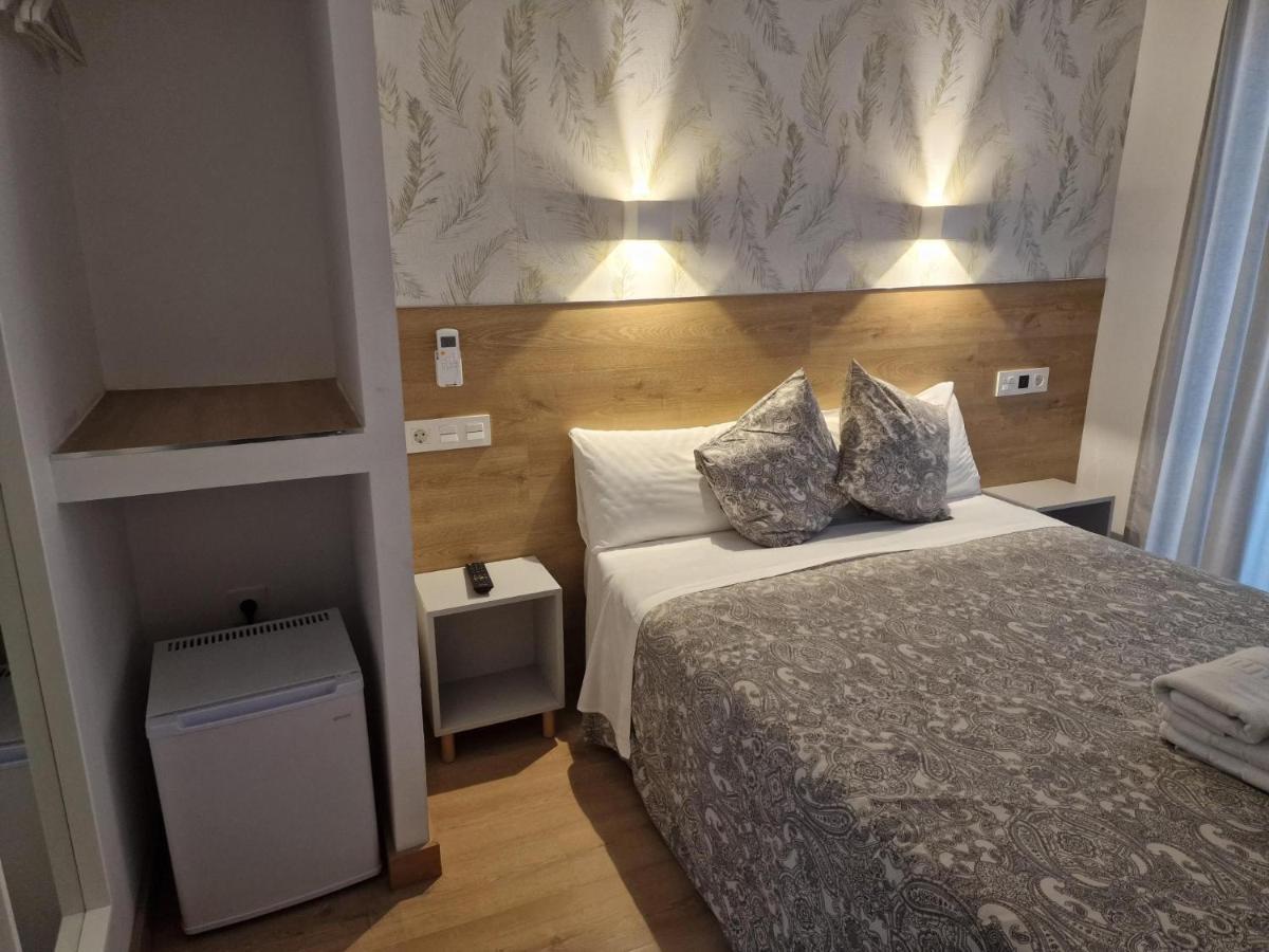 Hostal Esparteros Madrid Kültér fotó