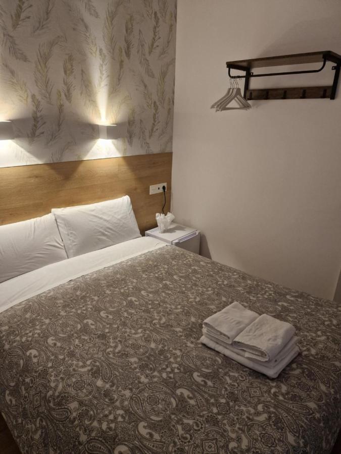 Hostal Esparteros Madrid Kültér fotó
