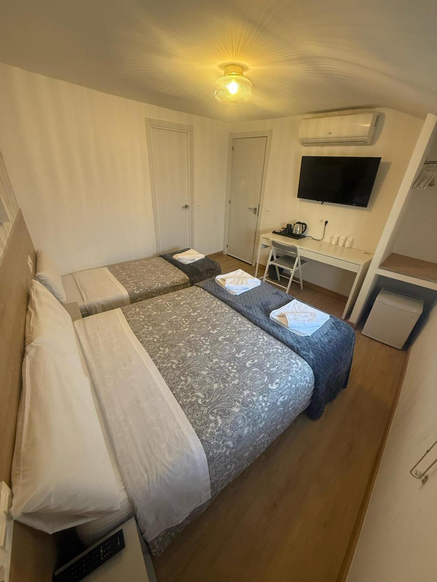Hostal Esparteros Madrid Kültér fotó